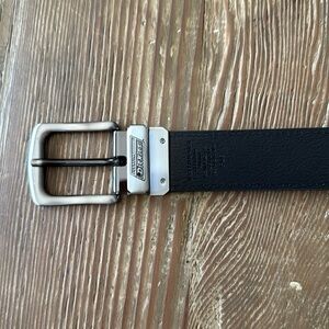 GENUINE DICKIES - reversible brown/black leather belt - size 40/100 - NWOT!!!